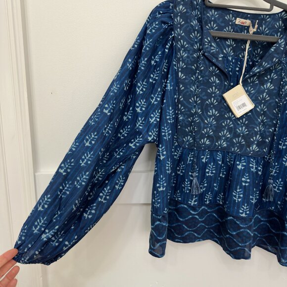 NWT Faherty Solstice Tie neck relaxed boho peasant top in sunburst mix print - Picture 11 of 11